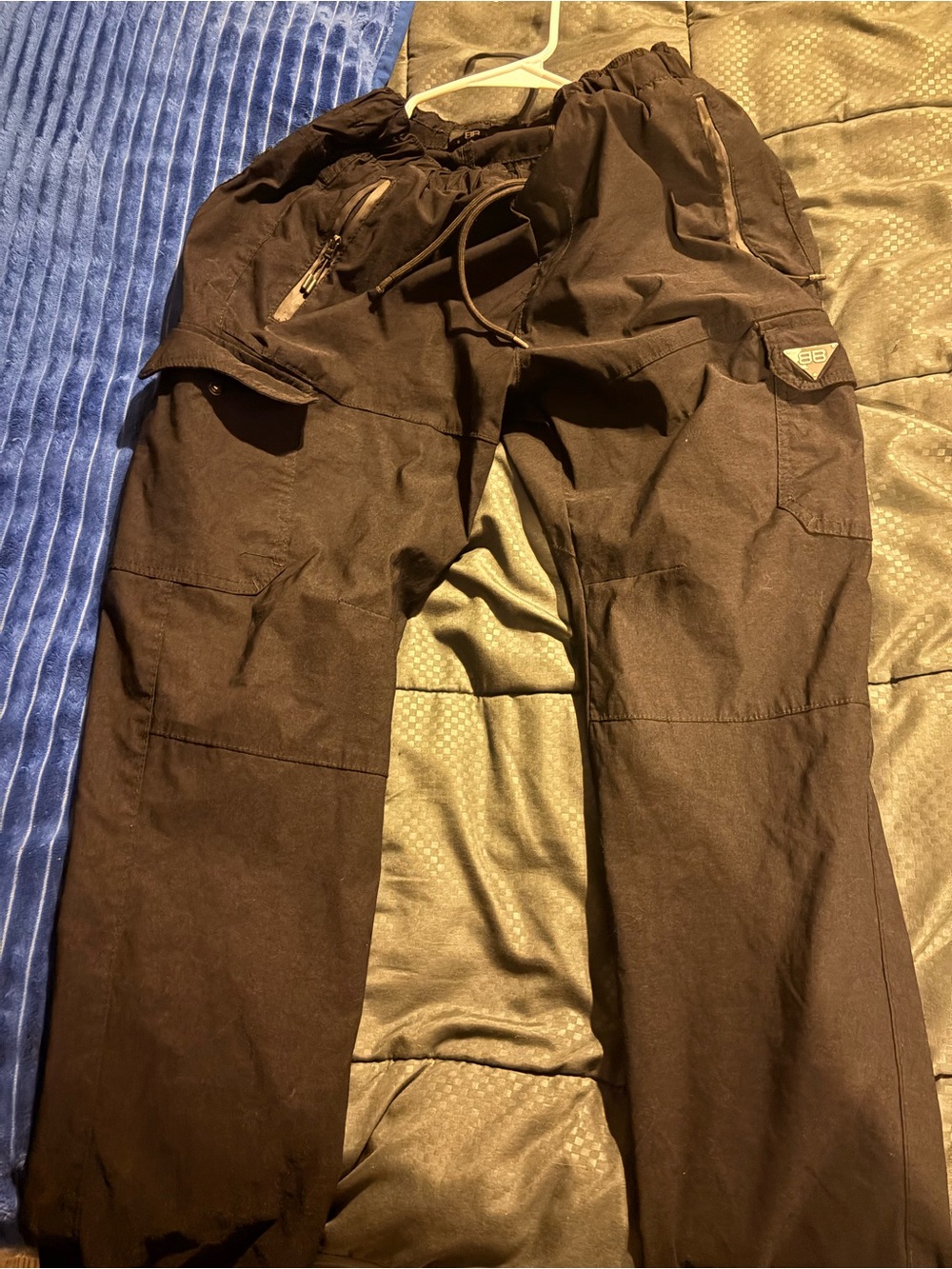 Black Men's Utility Jogger Sweatpants with Cargo Pockets